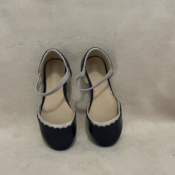 Janie and Jack Girls Shoes | Toddler Size 7 | Like New! - Picture 4 of 4